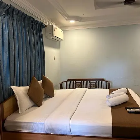 Hotel Baga Empire
